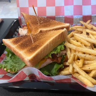 Classic Chicken Sandwich